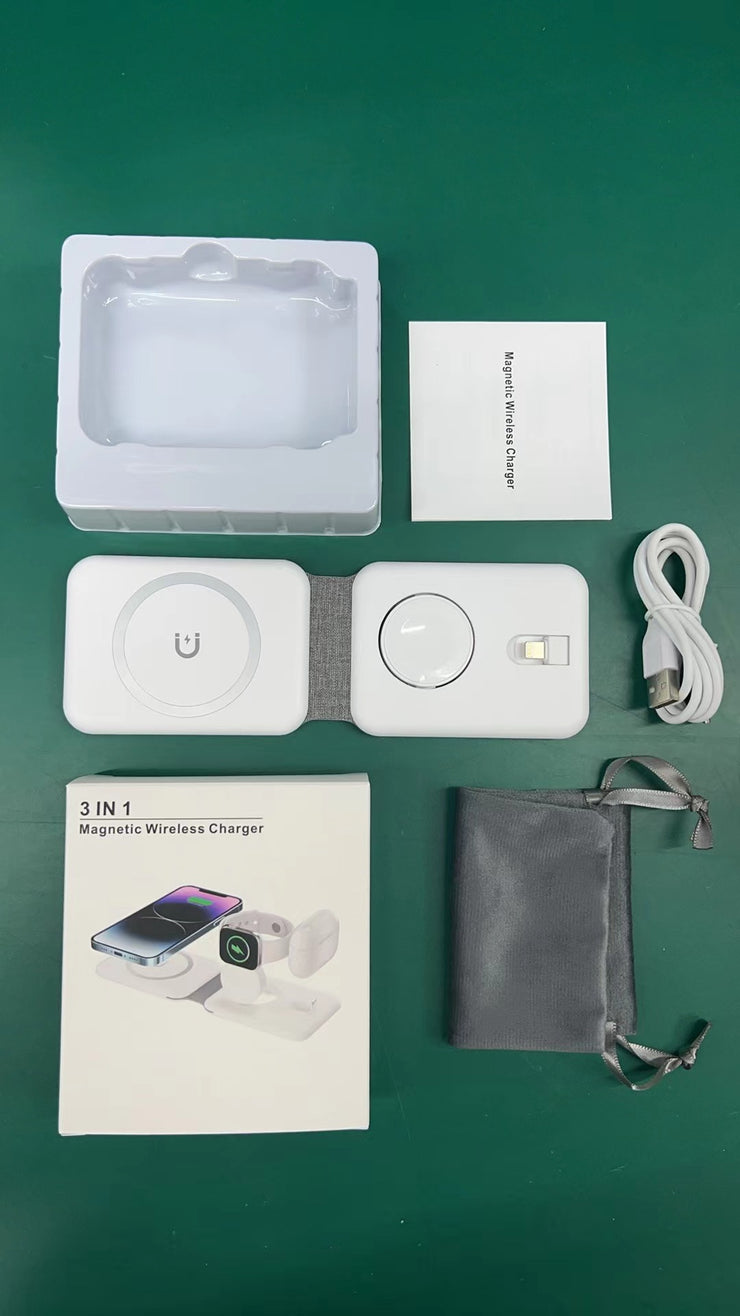 3 in 1 magnetic fast wireless charger for Apple products